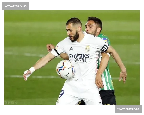 鏖战终场逆转取胜球队攻防两端全面爆发书写经典战报本赛季关键一役 - 副本 - 副本 - 副本