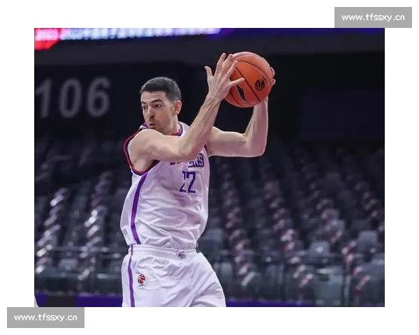 季后赛席位争夺愈发激烈巨星对决点燃本周美职篮焦点之战全景观察